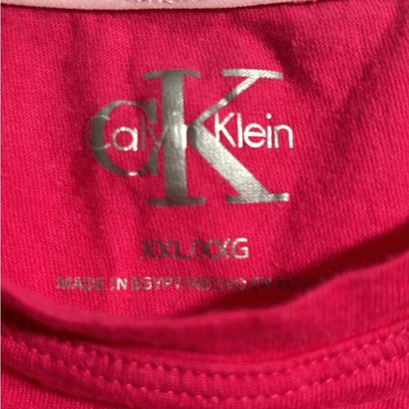 Women’s Calvin Klein Tshirt in xxl. - Picture 2 of 3